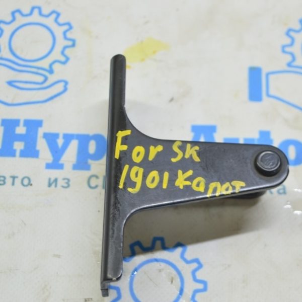 Крюк замка капота Subaru Forester 19- SK (01) 57311AG010