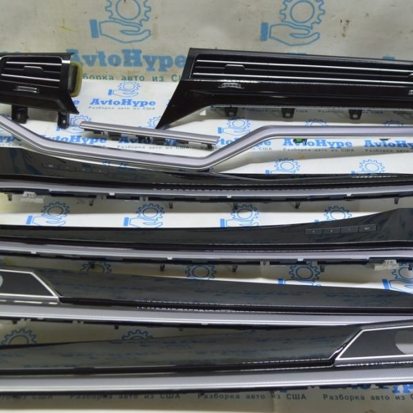 Декор с подсветкой Ambiente II R-line Алюминий волна VW Touareg 18- с воздуховодами торпеды 760867409C NVE