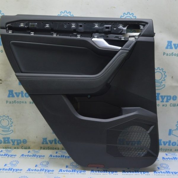 Обшивка двери (карточка) зад лев VW Touareg 18- черн, кожа без вставки 760867211G RCZ
