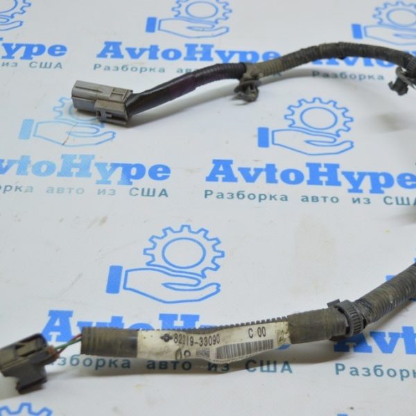 Часть проводки Toyota Camry v50 12-14 (01) 8221933090