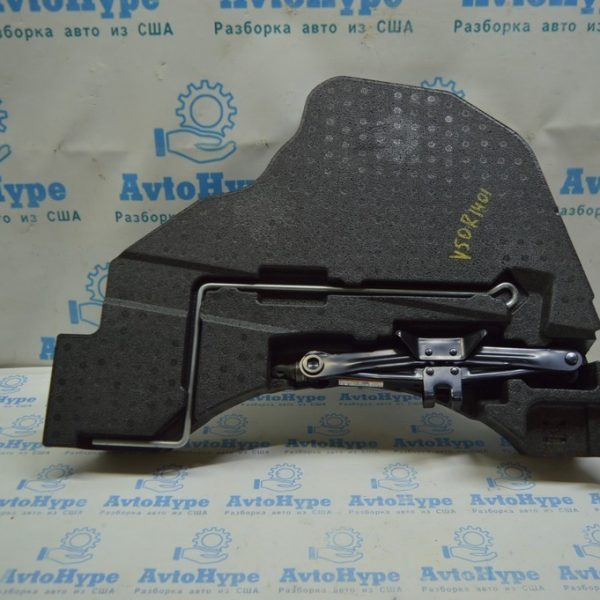 Пенопласт под инструмент правый Toyota Camry v50 12-14 европа в сборе с инструментом (01) 64772-33111