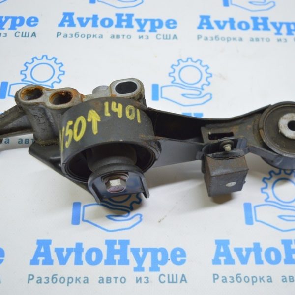 Подушка двигателя верхняя кронштейн Toyota Camry v50 2.5 12-14 usaeuro 12363-0V070