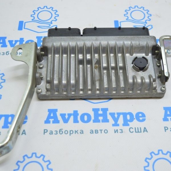 Блок ECU компьютер двигателя Toyota Camry v50 2.5 12-14 европа (01) 89661-33m10