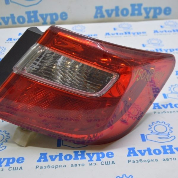 Фонарь внешний (крыло) правый Toyota Camry v50 12-14 европа (01) 8155133550