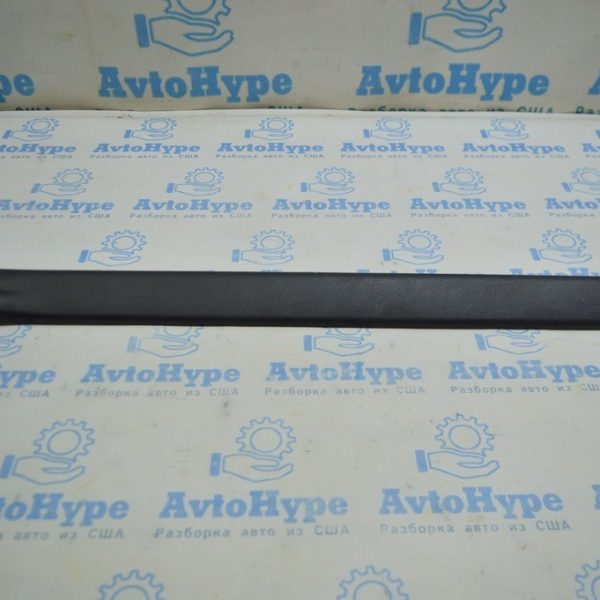 Накладка порога внутренняя перед прав Toyota Camry v50 12-14 usaeuro черн 67913-06190-C0