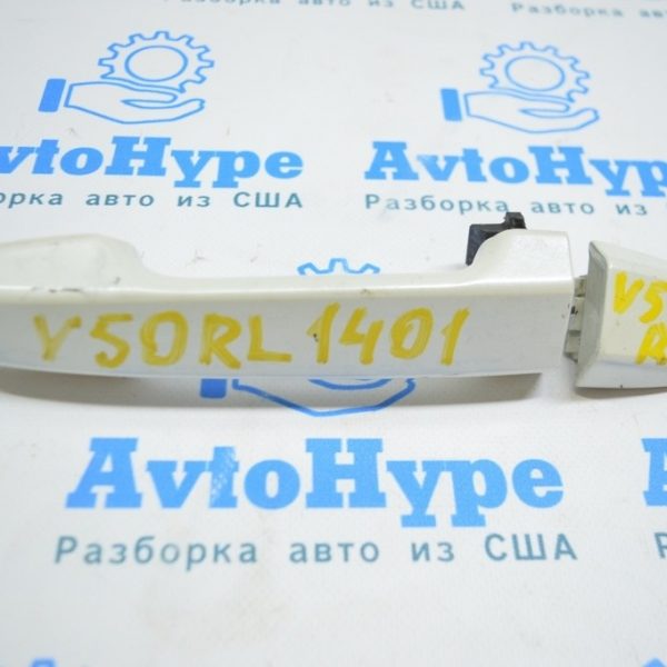 Заглушка ручки двери зад лев Toyota Camry v50 12-14 белый перламутр код 070  (01) 69250-06020-B2