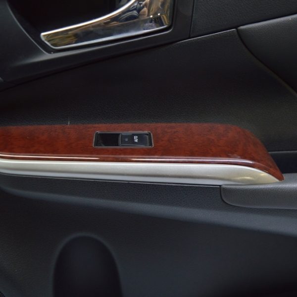 Управление стеклоподъемником перед прав Toyota Camry v50 12-14 usaeuro без дерева 84810-06030