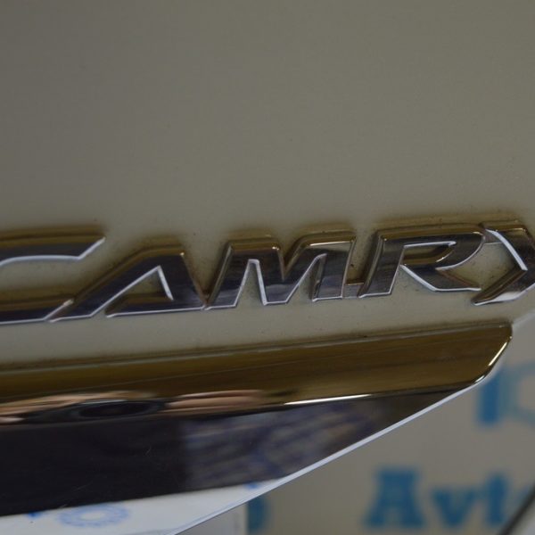 Эмблема CAMRY крышки багажника Toyota Camry v50 12-14 75442-06190