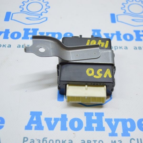 Блок управления стеклоочистителем (дворниками) Toyota Camry v50 12-14 европа (01) 8594033160