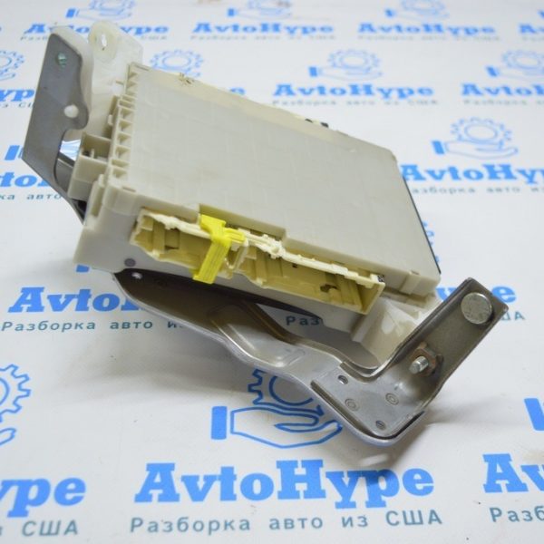 MPX BODY с блоком предохранителей салонным 8273033F72 Toyota Camry v50 12-14 европа (01) 8922133510