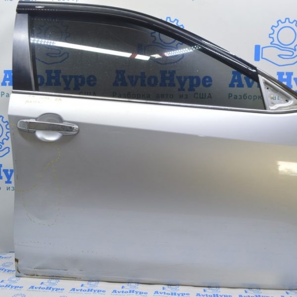 Дверь голая перед прав Toyota Camry v50 12-14 usaeuro (03) серебро замята, ржавчина 67001-06170