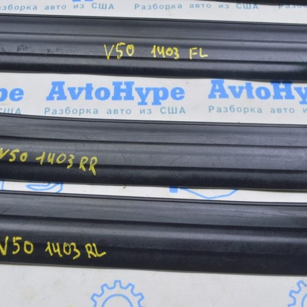 Накладка порога внешняя зад прав Toyota Camry v50 12-14 usa (03) царапины 67915-06020