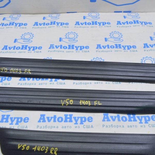 Накладка порога внешняя перед прав Toyota Camry v50 12-14 usa (03) царапины 67911-06030