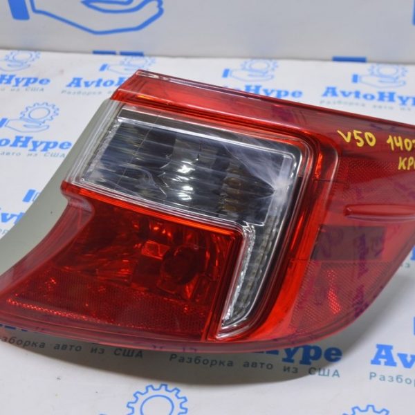 Фонарь внешний (крыло) правый Toyota Camry v50 12-14 usa (03) неориг TYC, дефект 81550-06470