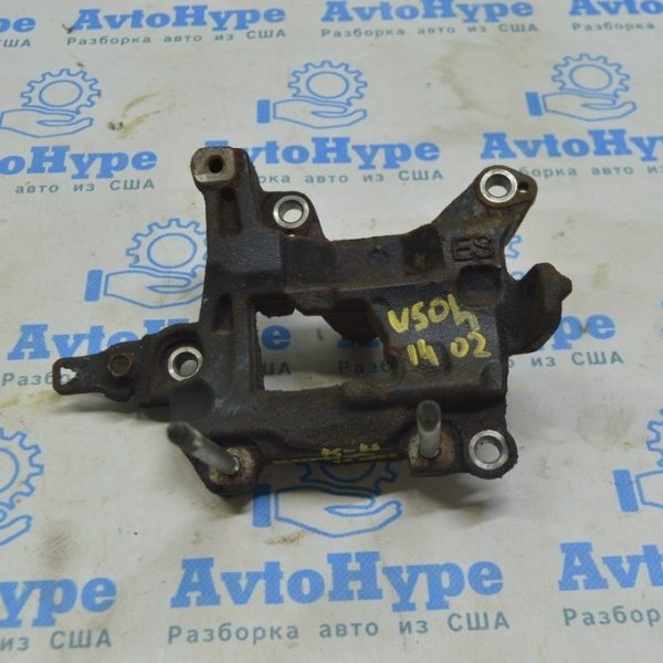 Кронштейн компрессора кондиционера Toyota Camry v50 12-14 hybrid usa 12502-0V040
