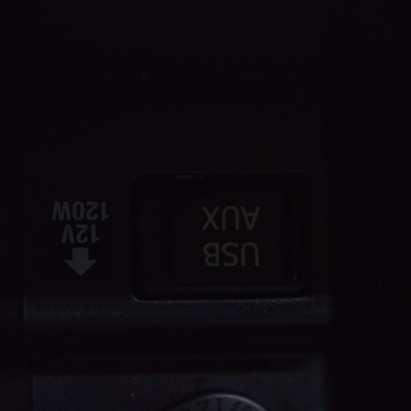 USB Hub, AUX Toyota Camry v50 12-14 usa 86190-06030