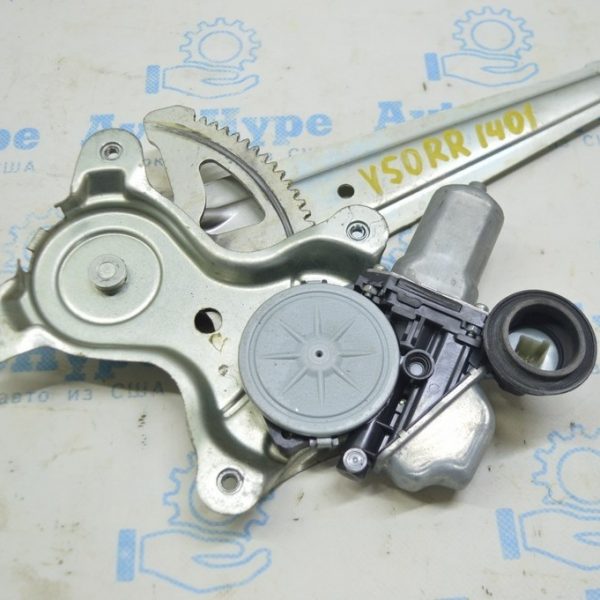 Стеклоподъемник с мотором зад прав Toyota Camry v50 12-14 usaeuro 69803-06140
