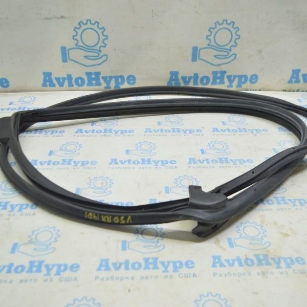 Уплотнитель двери задней правой Toyota Camry v50 12-14 usaeuro 67871-06090