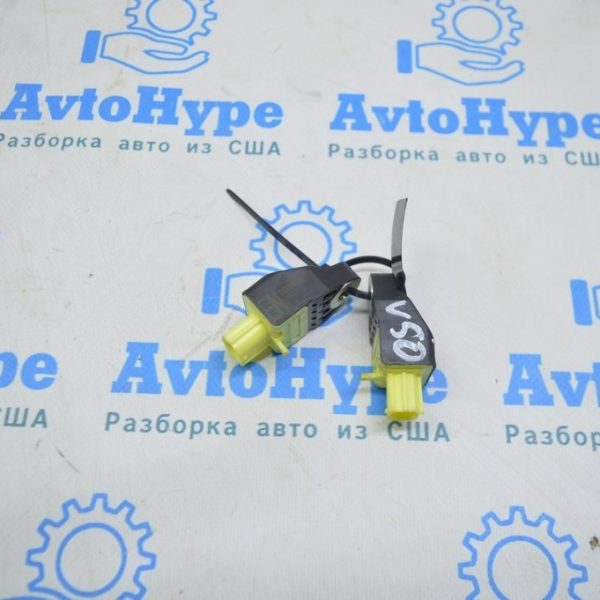 Датчик подушки безопасности дверь прав Toyota Camry v50 12-14 usa 89831-0E020