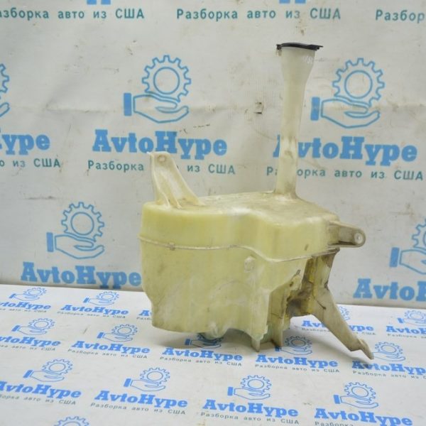 Бачок омывателя Toyota Camry v50 12-14 usa (02) деланный 85315-06220
