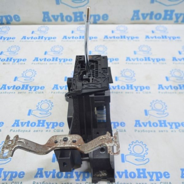Шифтер КПП Toyota Camry v50 12-14 usaeuro 33560-06230