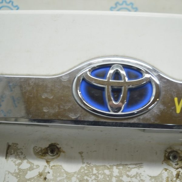 Эмблема значок TOYOTA крышки багажника Toyota Camry v50 12-14 usa hybrid 75403-06130