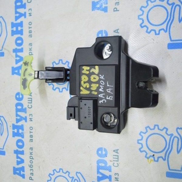 Замок крышки багажника Toyota Camry v50 12-14 usa 64600-06040