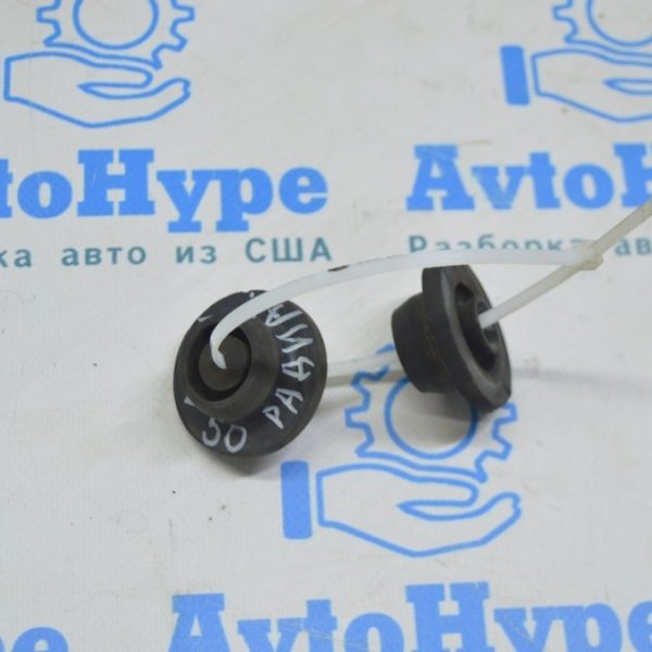 Кронштейн радиатора охлаждения верхний левый Toyota Camry v50 12-14 usa 16523-AD010