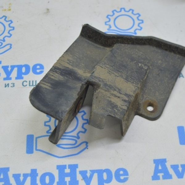 Брызговик на пороге задний правый Toyota Camry v50 12-14 75861-06060