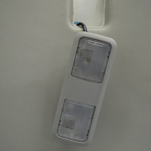 Плафон освещения задний Toyota Camry v50 12-14 usa, серый 81360-06060-B0