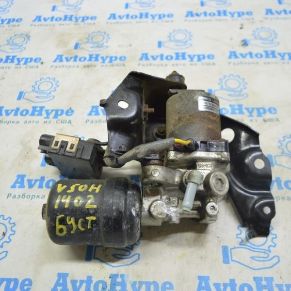 Тормозной усилитель brake booster Toyota Camry v50 12-14 hybrid usaeuro (02) 47070-33010