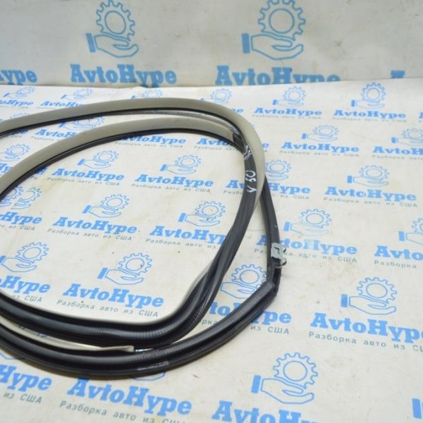 Уплотнитель дверного проема задний левый Toyota Camry v50 12-14 usa серый 62332-06120-B1