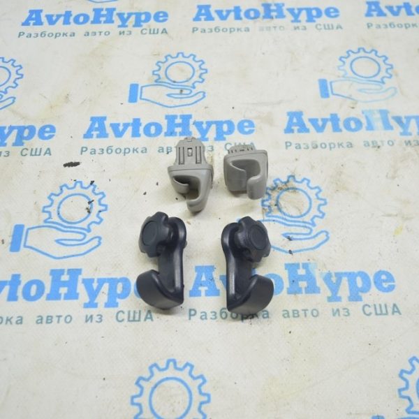 Крючок крепления водительского козырька Toyota Camry v50 12-14 usaeuro серый 74348-33040-B0