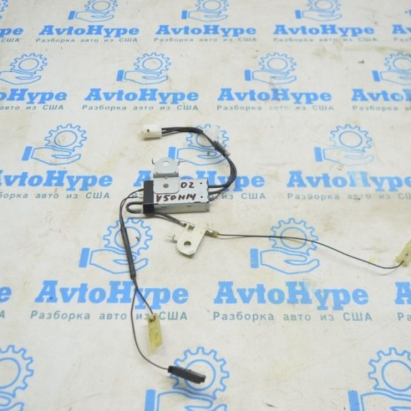 ANTENNA AMPLIFIER RECEIVER MODULE ASSEMBLY Toyota Camry v50 12-14 usa (02) 8630006160