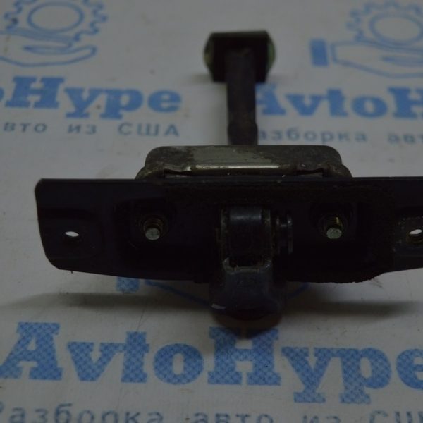 Ограничитель двери передней левой Infiniti FX35 FX45 03-08 реализ Вадим 804308Y90A