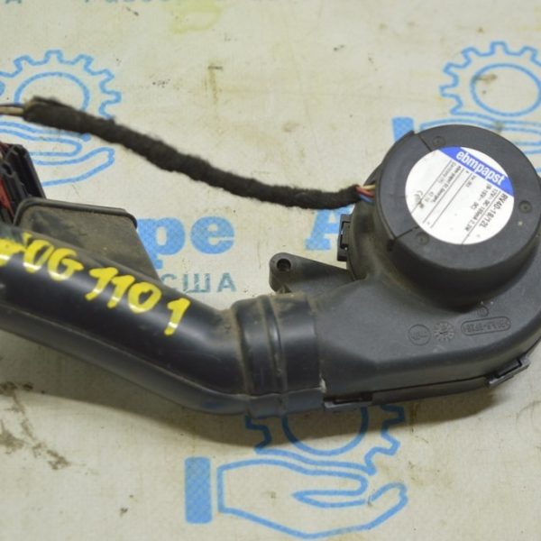 Кулер блока предохранителей Range Rover VOG L322 02-12 AH42-10E920-AB