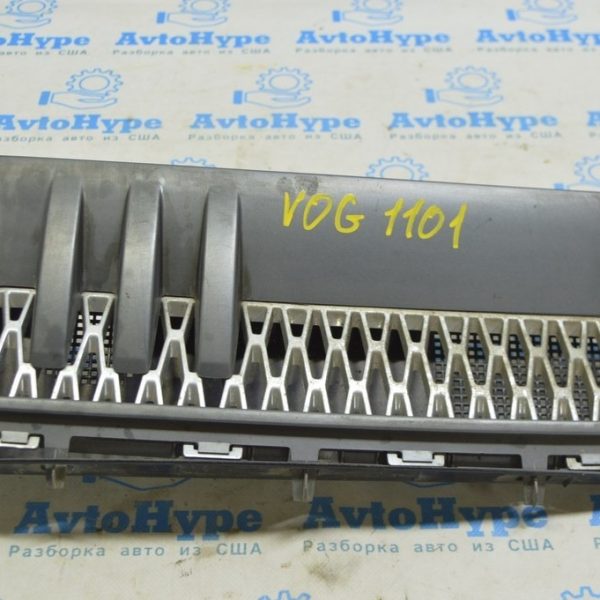 Накладка крыла перед лев Range Rover VOG L322 02-12 LR011355