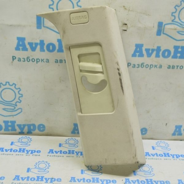 Накладка задней стойки верхняя (ремень) правая Range Rover VOG L322 02-12 беж 9H42-243W10-AB8NUG