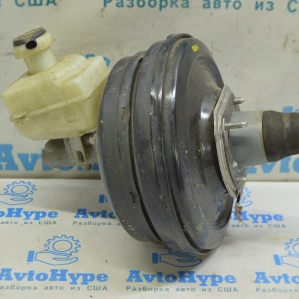 Главный тормозной цилиндр Range Rover VOG L322 02-12 LR012900