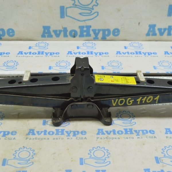 Домкрат Range Rover VOG L322 02-12 с ручкой LR029584