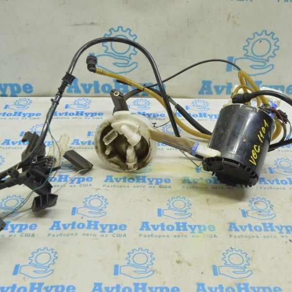 Датчик уровня топлива Range Rover VOG L322 02-12 LR014995