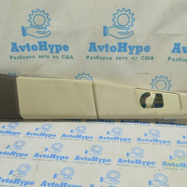 Накладка центральной стойки нижняя правая  Range Rover VOG L322 02-12 беж+коричн LR018022