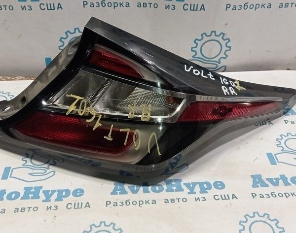 Фонарь правый Chevrolet Volt 16- 84102087