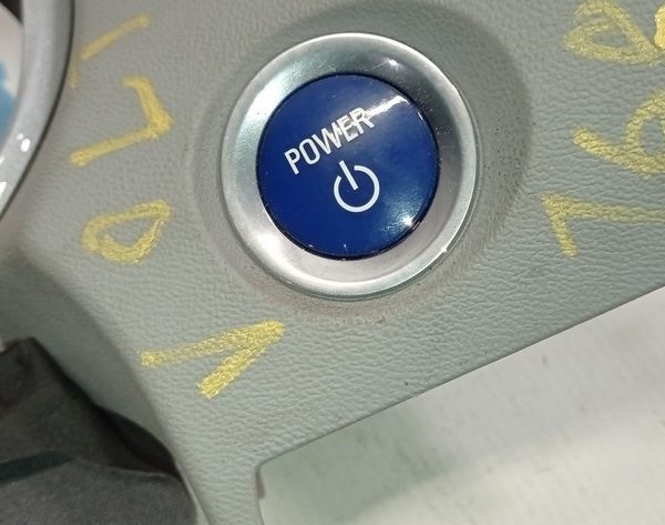 Кнопка start-stop Chevrolet Volt 16- 23355467