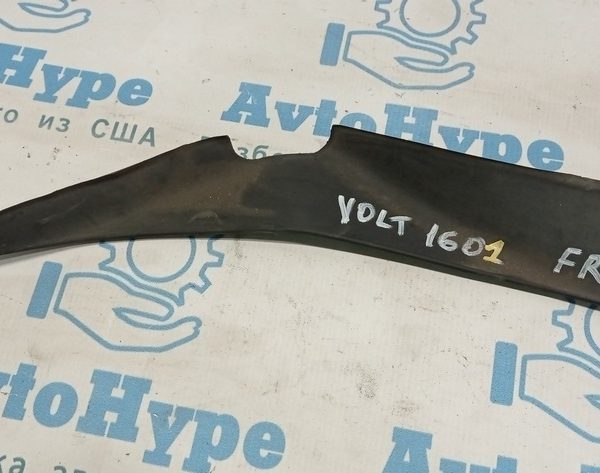 Уплотнитель решетки дворников прав Chevrolet Volt 16- 23404978