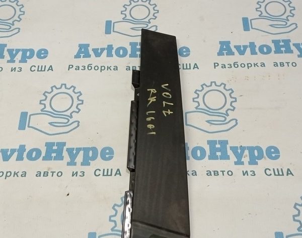 Накладка двери боковая зад прав Chevrolet Volt 16- 23323966