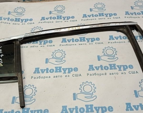 Уплотнитель стекла зад прав с треугольником Chevrolet Volt 16- 84201584