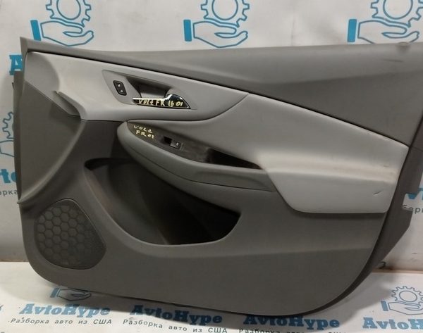 Обшивка двери (карточка) перед прав Chevrolet Volt 16- серая (01) 84387418