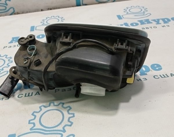Корпус лючка бензобака Chevrolet Volt 16- 84299427