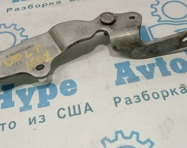 Кронштейн катализатора верхний Chevrolet Volt 16- 12650170